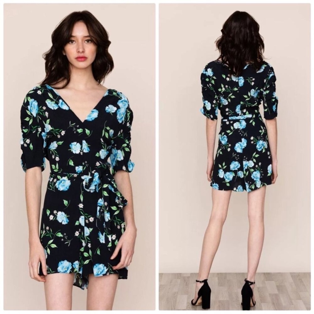 Yumi Kim Moonlight Bay Flawless Romper Black Blue Fit Flare Vneck Belt Sz M NEW